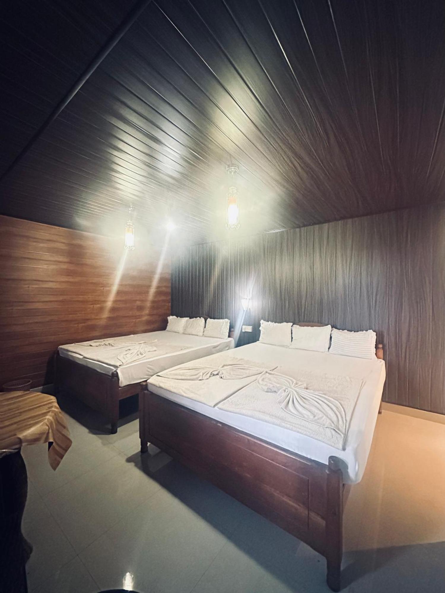 Abc Guest Inn & Restaurant ハプタレー エクステリア 写真